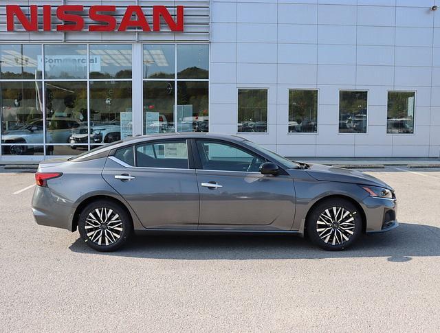 new 2025 Nissan Altima car, priced at $29,375