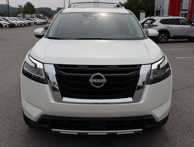 new 2024 Nissan Pathfinder car, priced at $45,959