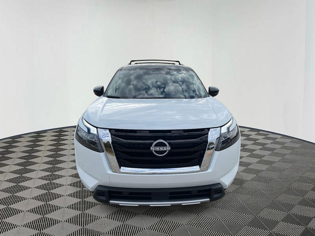 new 2025 Nissan Pathfinder car, priced at $45,610