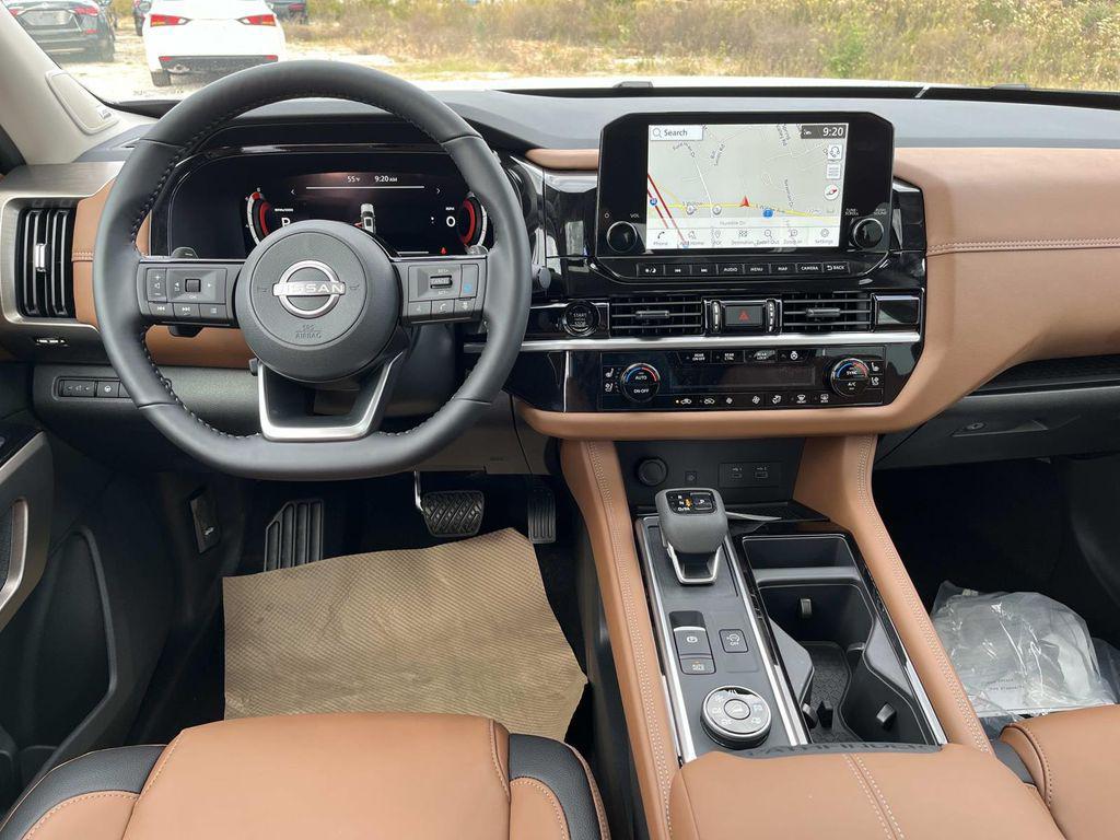new 2025 Nissan Pathfinder car, priced at $45,610