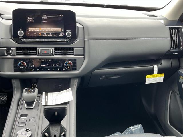 new 2025 Nissan Pathfinder car, priced at $36,955