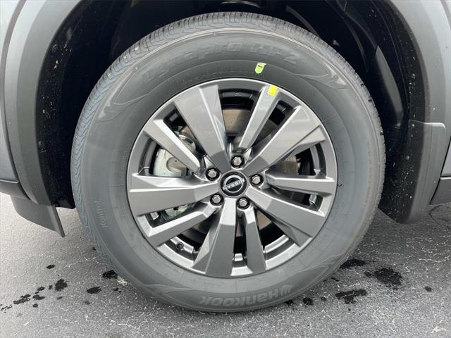 new 2025 Nissan Pathfinder car, priced at $36,955