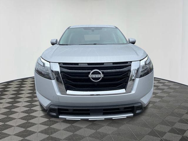 new 2025 Nissan Pathfinder car, priced at $49,283