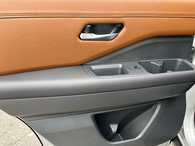 new 2025 Nissan Pathfinder car, priced at $49,283