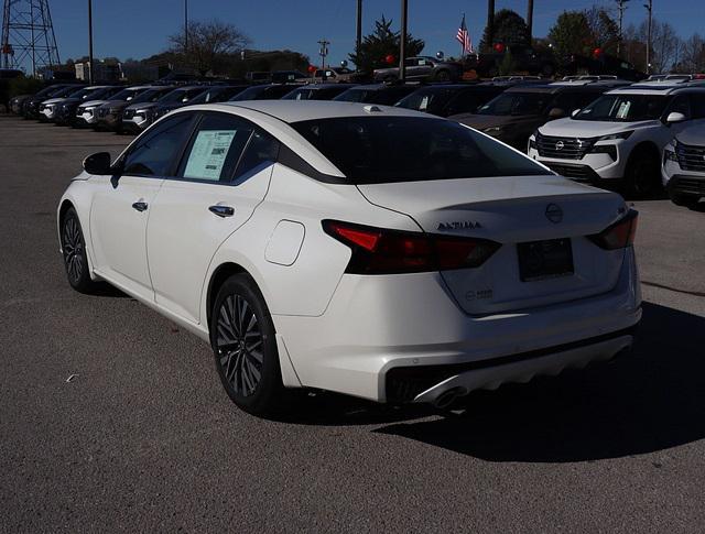 new 2024 Nissan Altima car, priced at $24,999