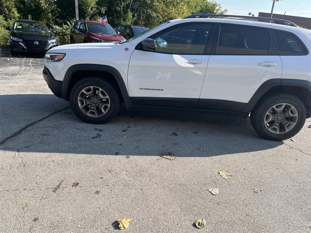 used 2019 Jeep Cherokee car, priced at $17,462