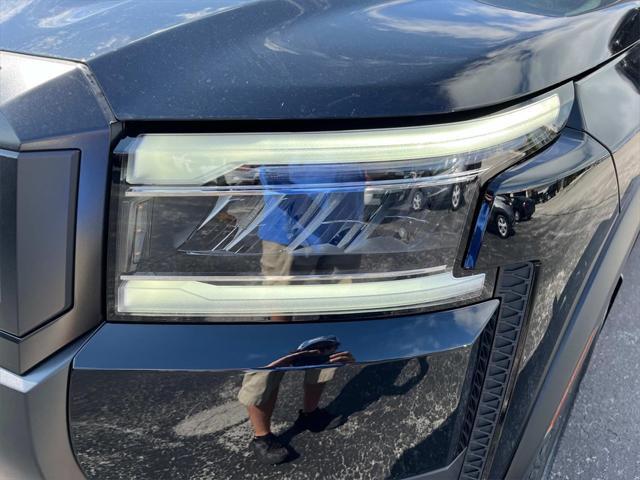 new 2025 Nissan Frontier car, priced at $43,578