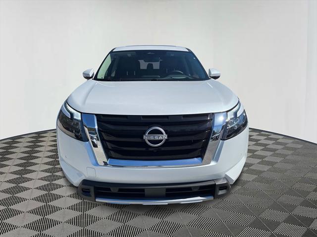 new 2025 Nissan Pathfinder car, priced at $49,663