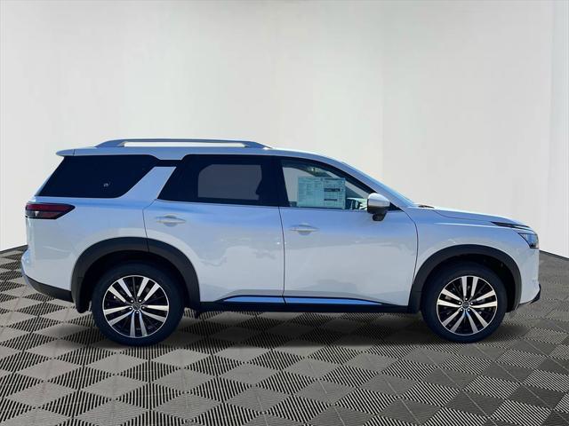 new 2025 Nissan Pathfinder car, priced at $49,663