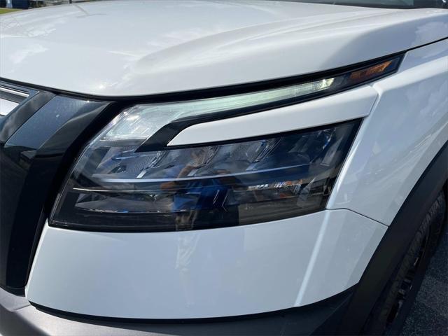 new 2025 Nissan Pathfinder car, priced at $42,663