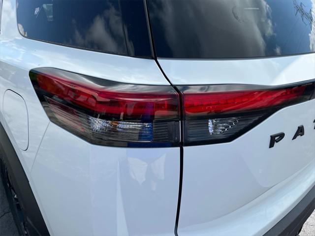 new 2025 Nissan Pathfinder car, priced at $42,663