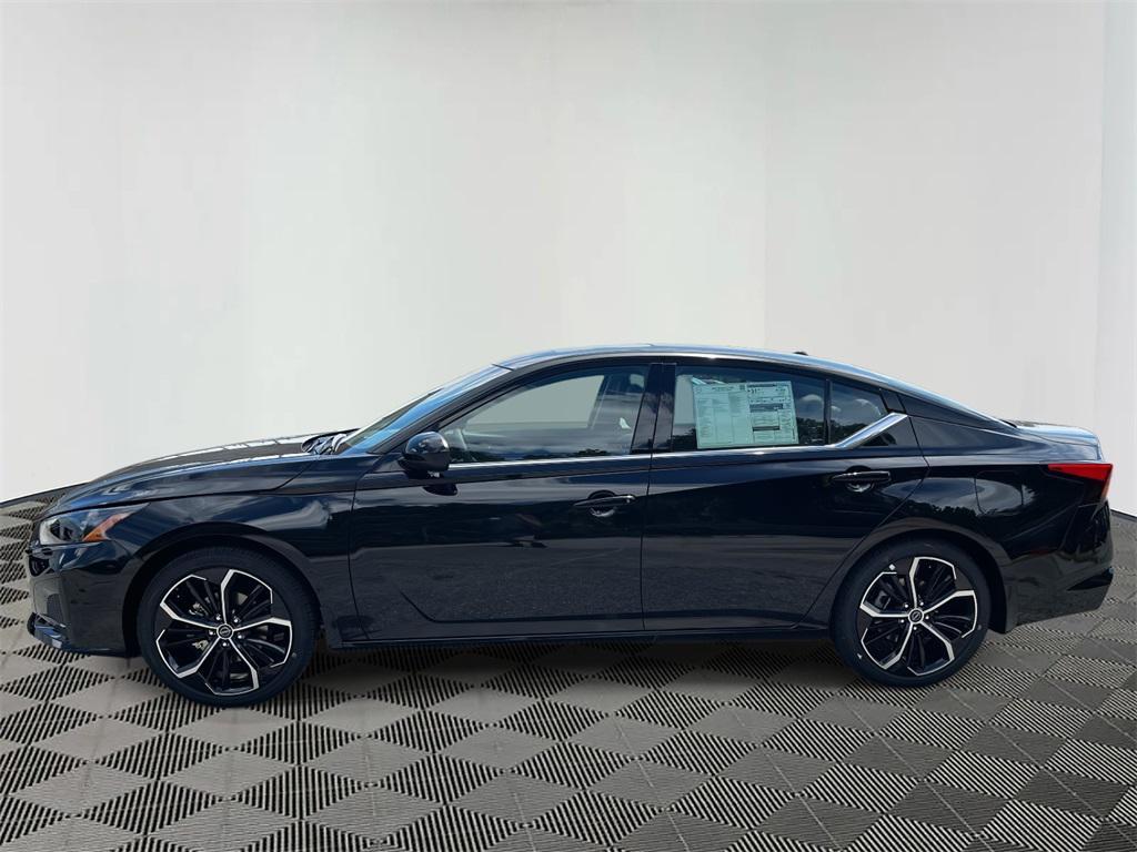 new 2025 Nissan Altima car, priced at $31,017