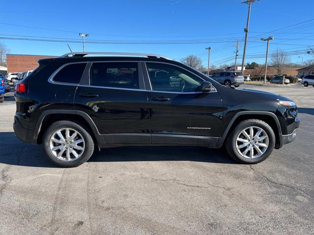 used 2017 Jeep Cherokee car, priced at $13,883