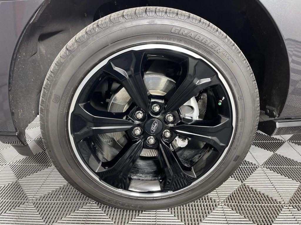 used 2023 Ford Expedition car, priced at $50,948