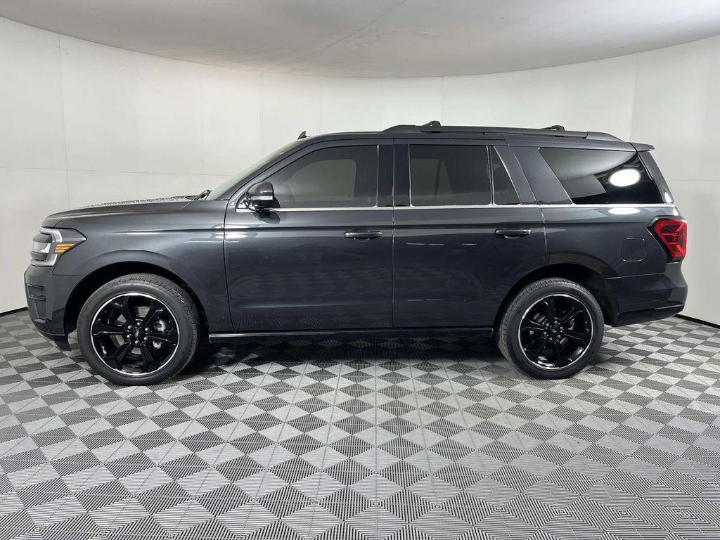used 2023 Ford Expedition car, priced at $50,948