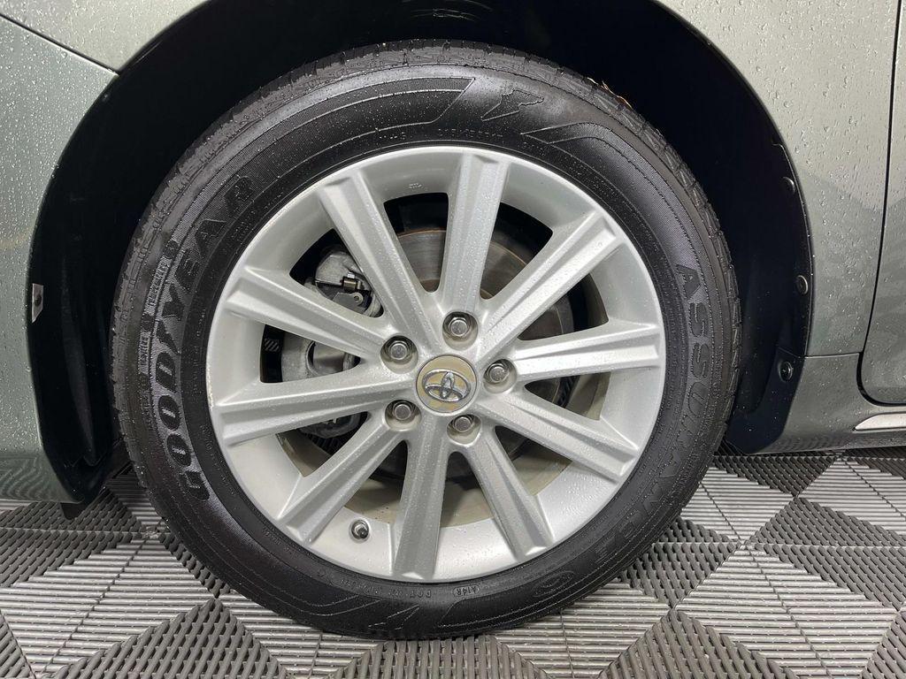 used 2013 Toyota Camry Hybrid car, priced at $11,599