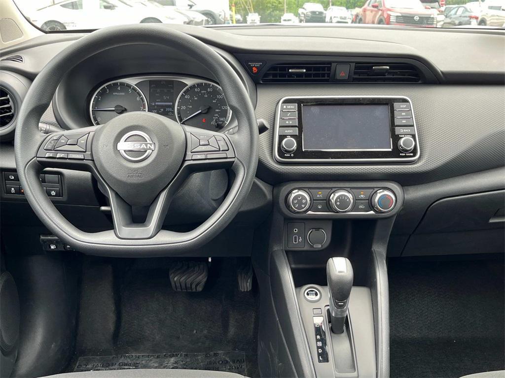 new 2025 Nissan Kicks car, priced at $21,949
