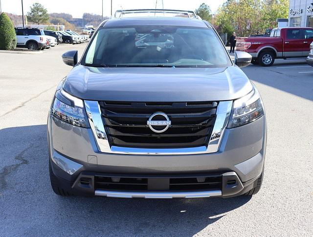 new 2025 Nissan Pathfinder car, priced at $47,443