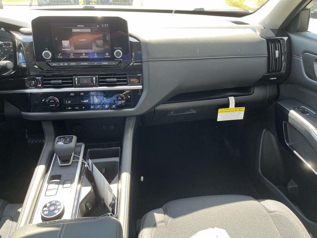 new 2025 Nissan Pathfinder car, priced at $34,289