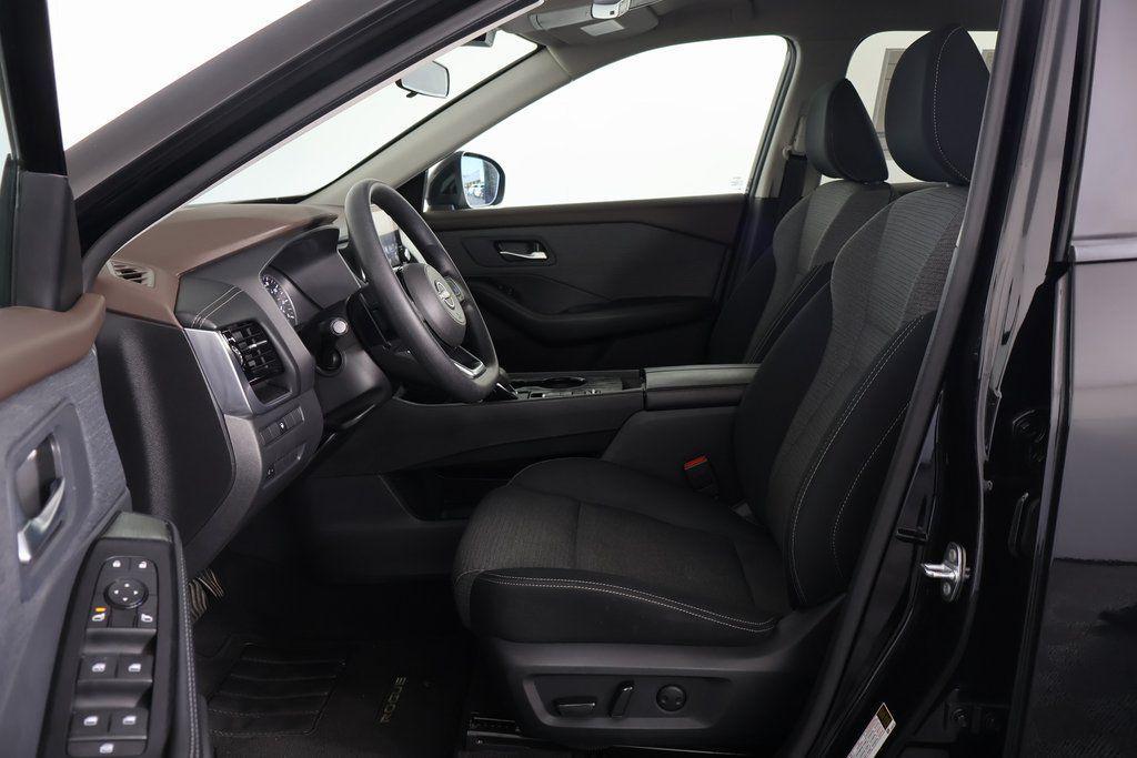 used 2022 Nissan Rogue car, priced at $21,999