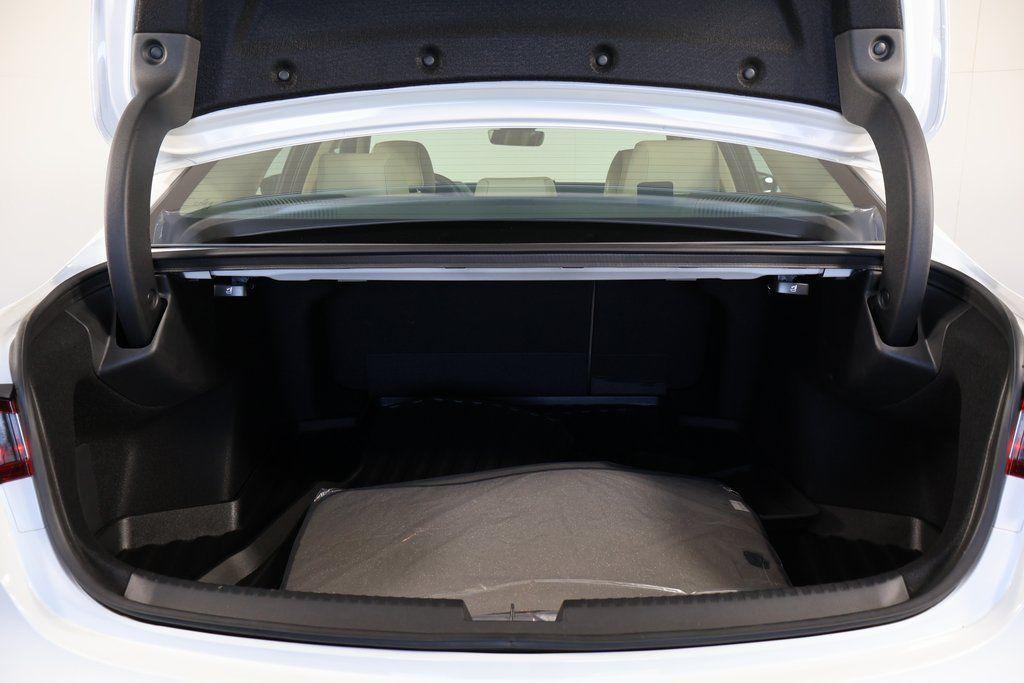 used 2025 Acura TLX car, priced at $39,999