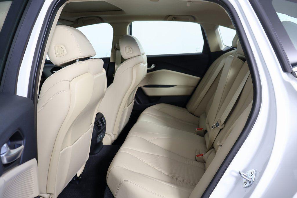 used 2025 Acura TLX car, priced at $39,999