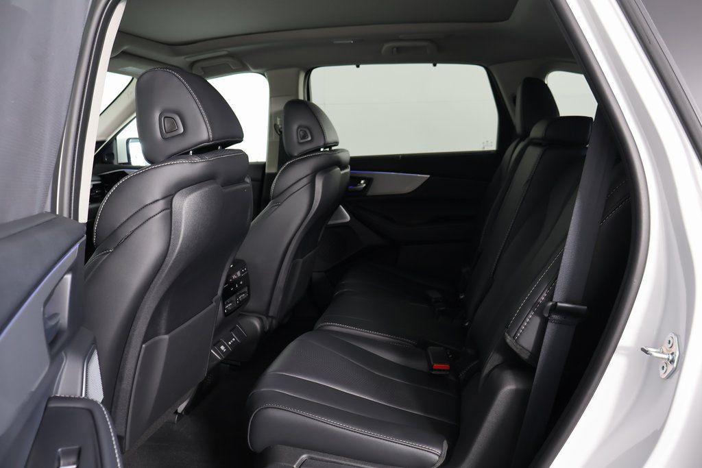 used 2025 Acura MDX car, priced at $47,999