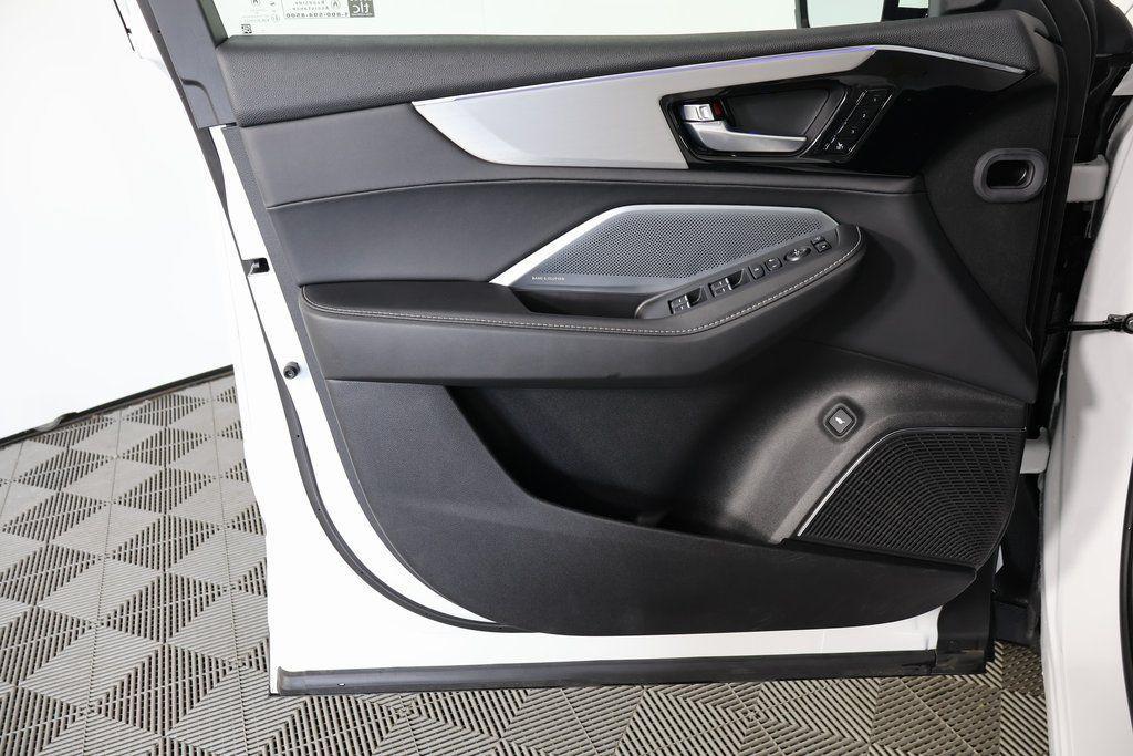 used 2025 Acura MDX car, priced at $47,999