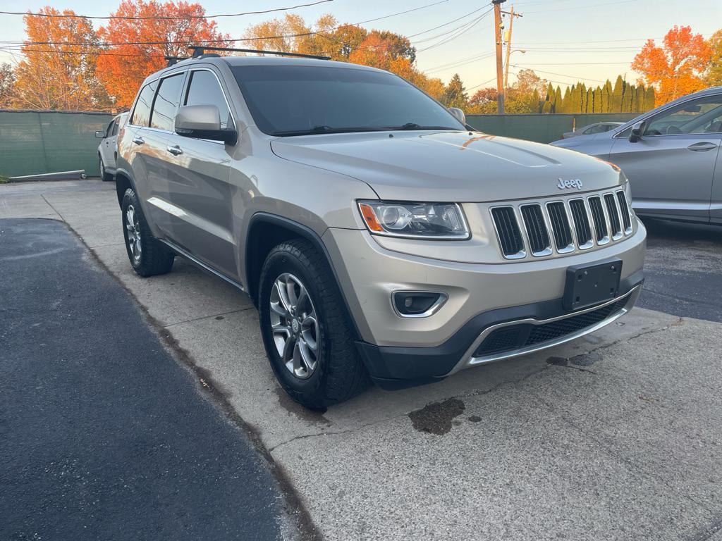 used 2014 Jeep Grand Cherokee car, priced at $8,250