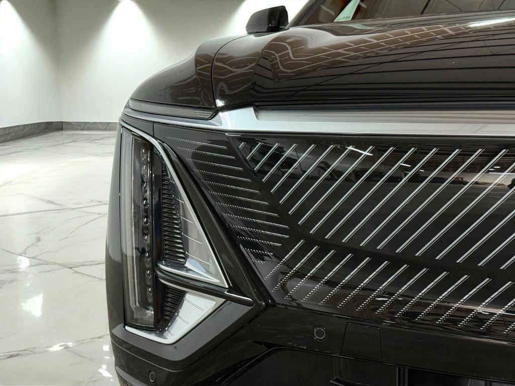 new 2025 Cadillac LYRIQ car, priced at $64,211