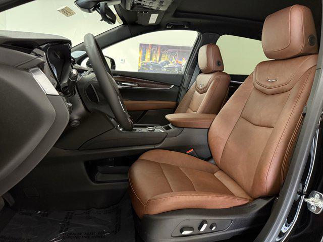 new 2025 Cadillac XT5 car, priced at $57,635