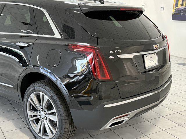 new 2025 Cadillac XT5 car, priced at $57,635