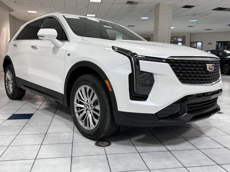 new 2025 Cadillac XT4 car, priced at $42,215