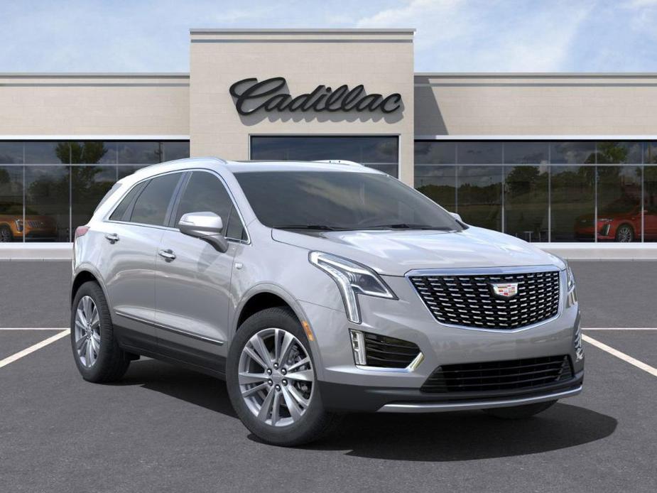 new 2025 Cadillac XT5 car, priced at $53,190