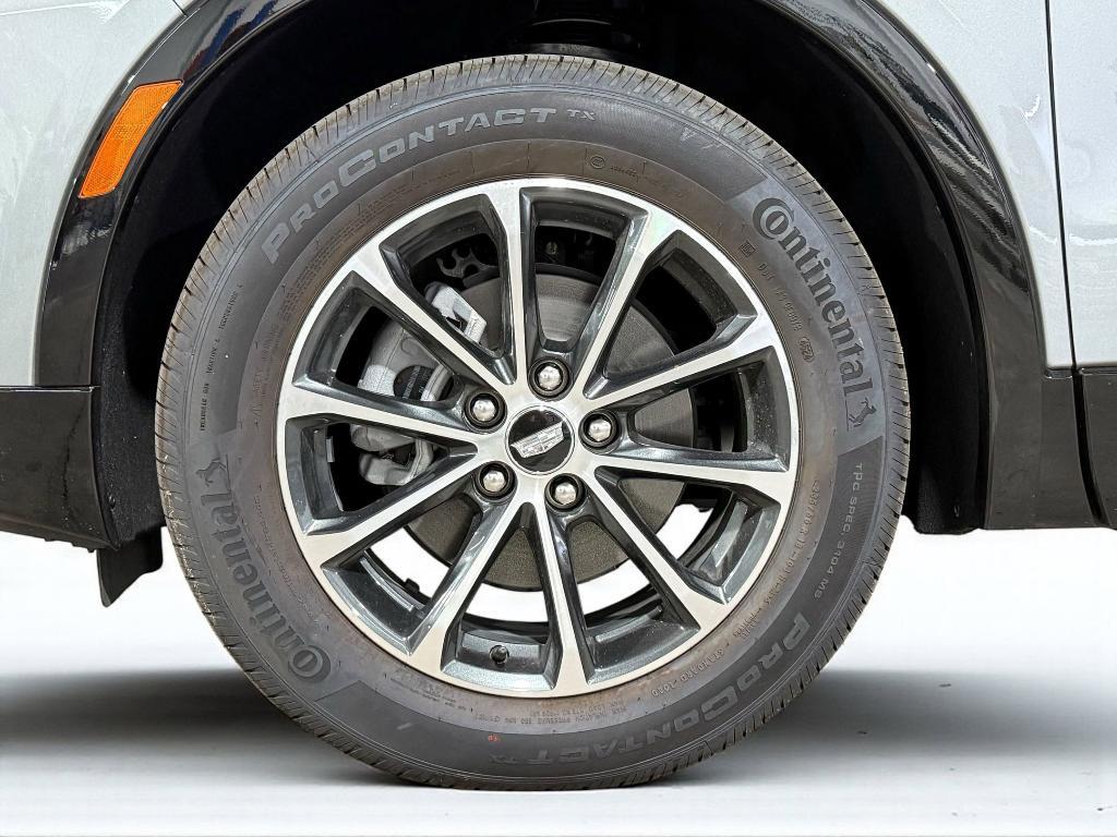 new 2025 Cadillac XT4 car, priced at $45,412