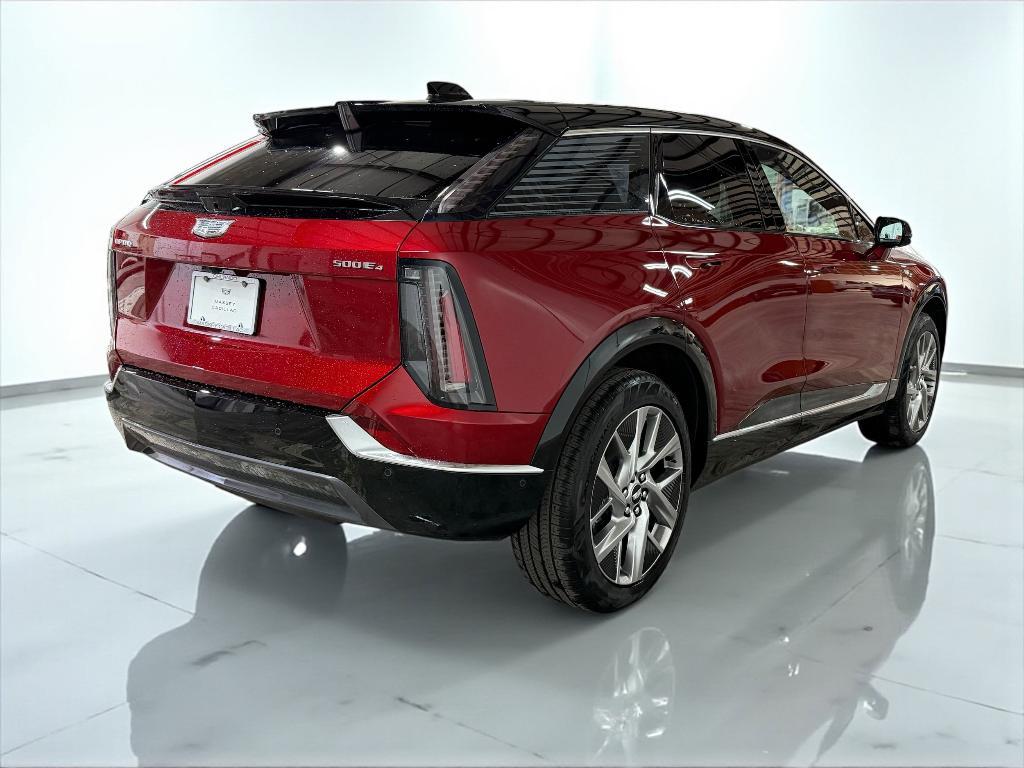 new 2025 Cadillac OPTIQ car, priced at $58,411