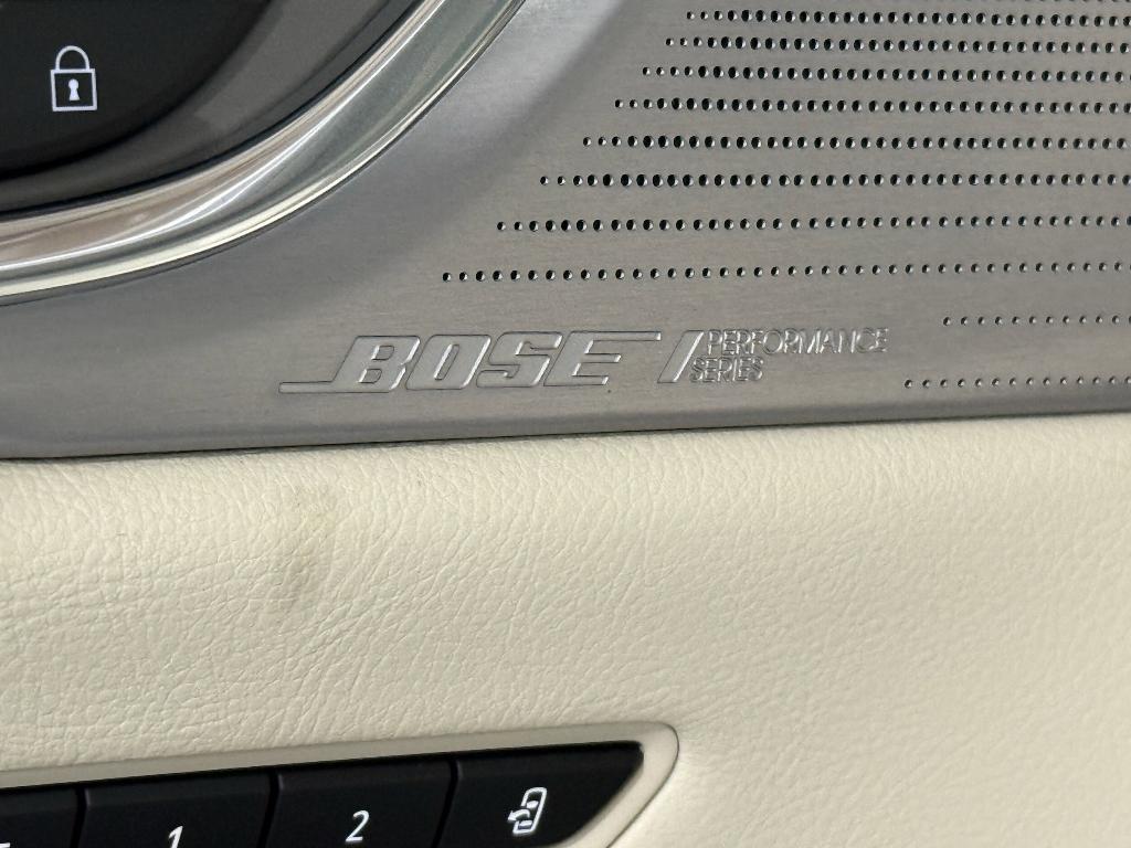 new 2025 Cadillac XT6 car, priced at $58,511