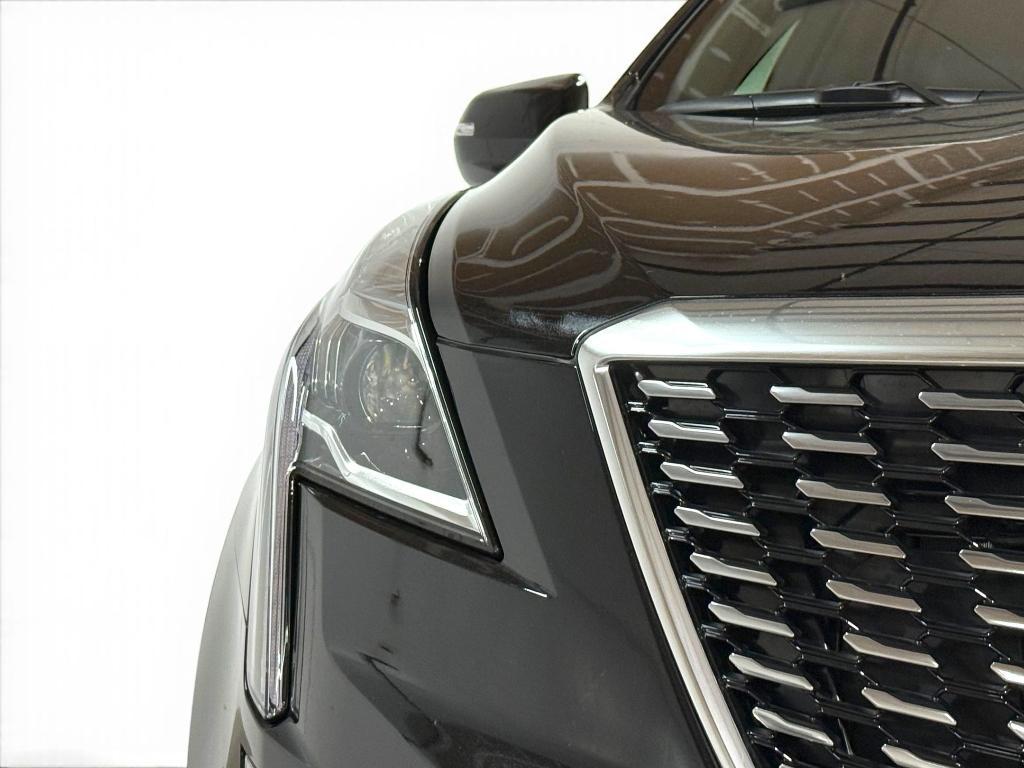 new 2025 Cadillac XT5 car, priced at $38,523