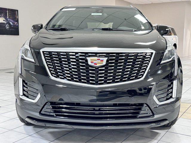 new 2025 Cadillac XT5 car, priced at $45,640