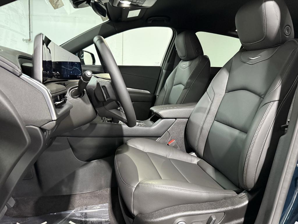 new 2025 Cadillac XT4 car, priced at $45,281