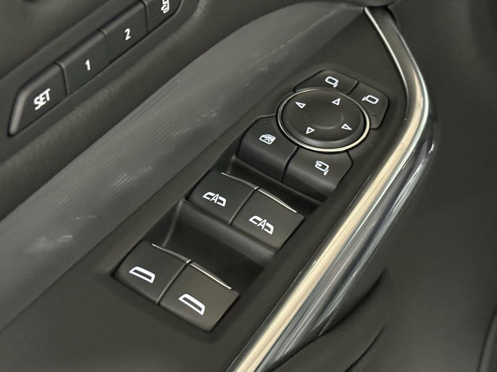 new 2025 Cadillac XT4 car, priced at $45,281
