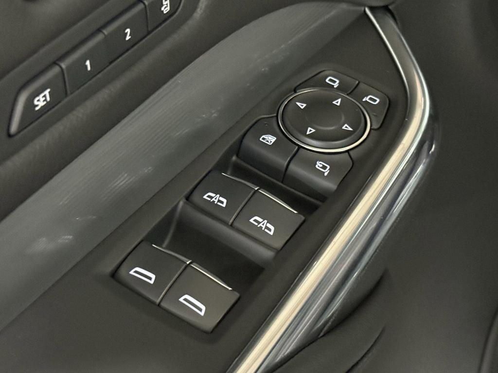 new 2025 Cadillac XT4 car, priced at $45,281