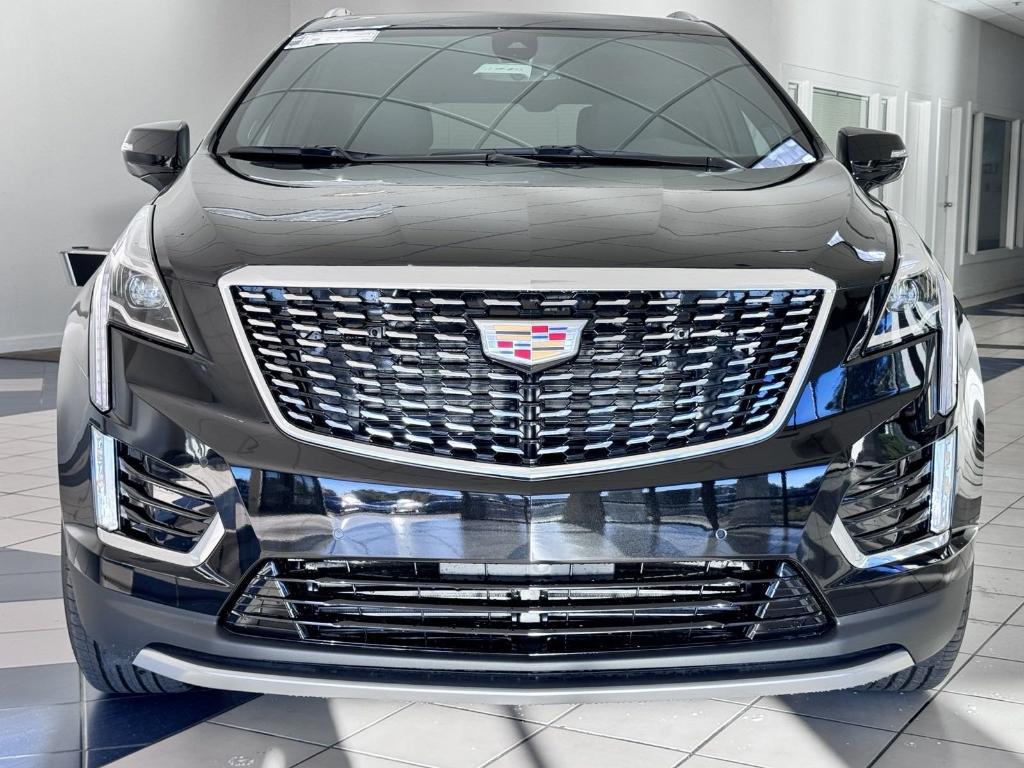 new 2025 Cadillac XT5 car, priced at $53,320