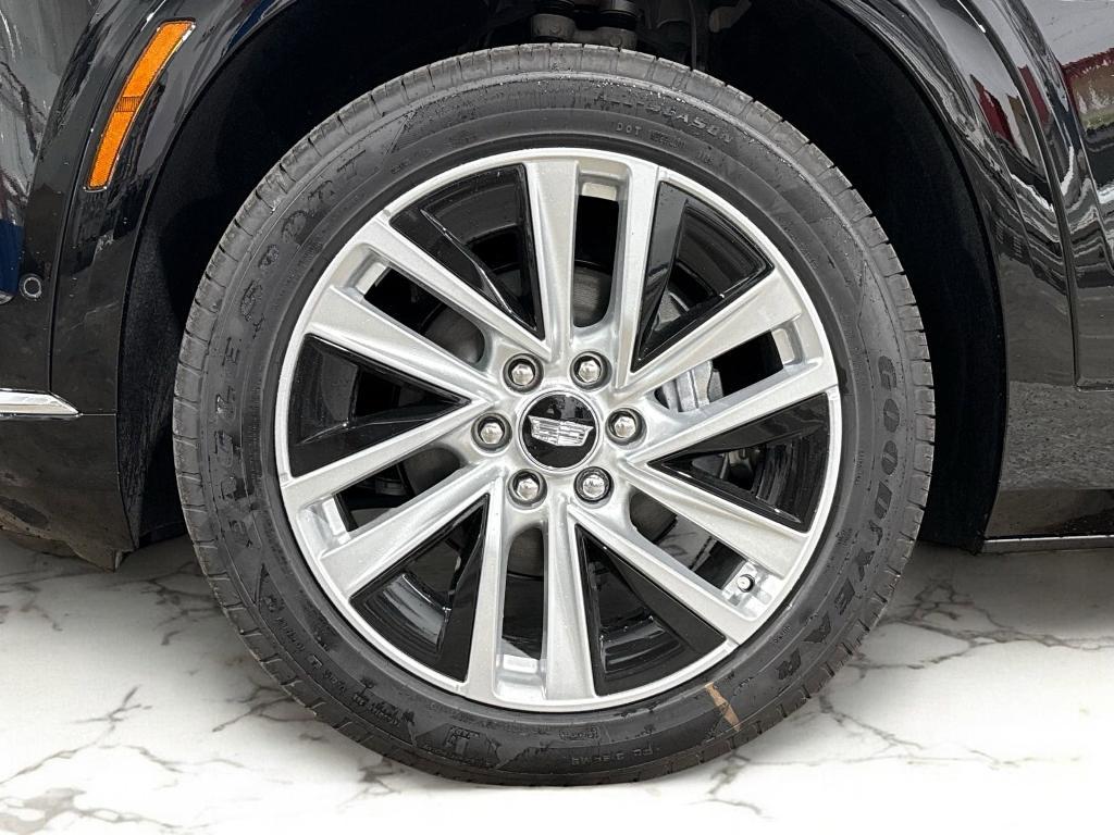 new 2026 Cadillac VISTIQ car, priced at $82,341