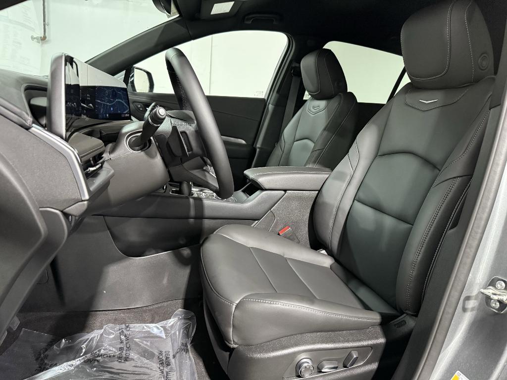new 2025 Cadillac XT4 car, priced at $44,581