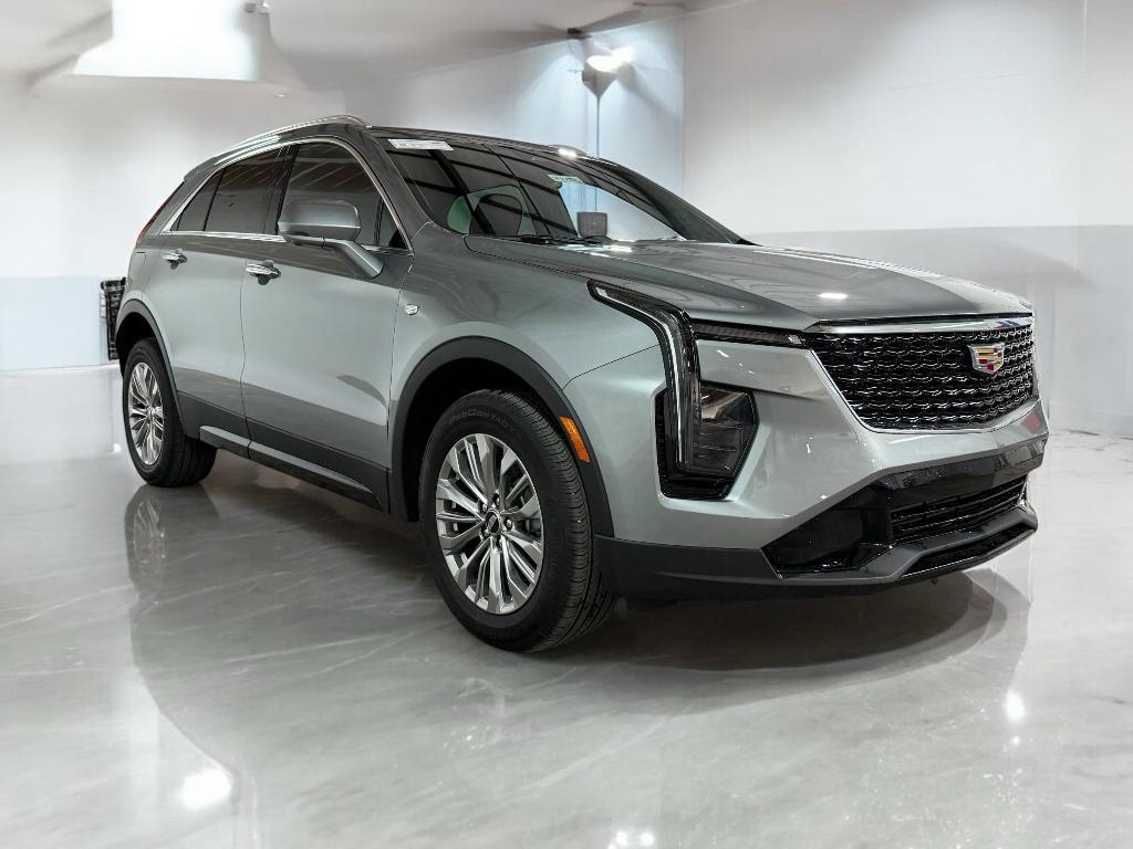 new 2025 Cadillac XT4 car, priced at $44,581