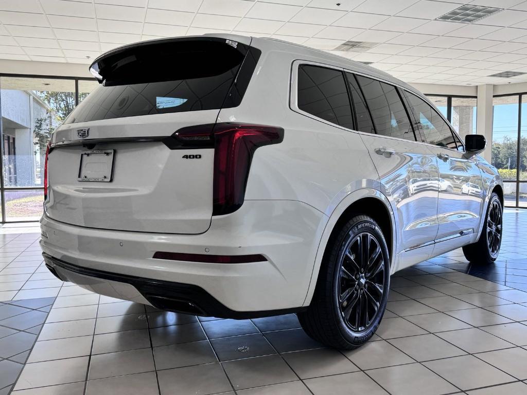 used 2022 Cadillac XT6 car, priced at $36,998