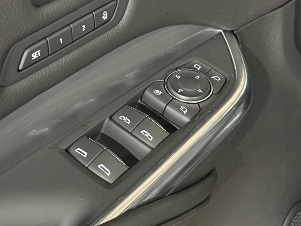 new 2025 Cadillac XT4 car, priced at $43,861