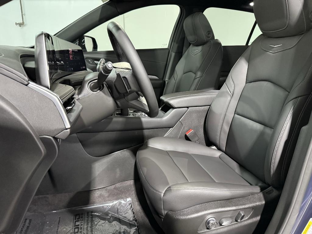 new 2025 Cadillac XT4 car, priced at $43,861