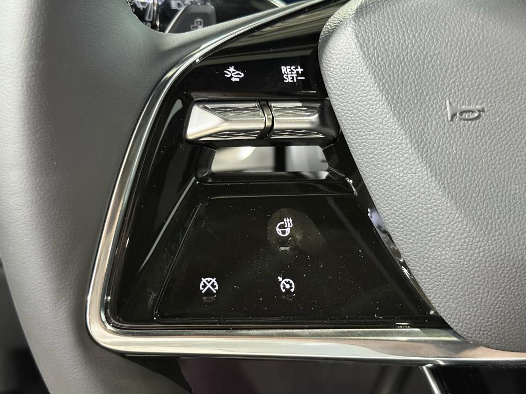 new 2025 Cadillac LYRIQ car, priced at $65,701